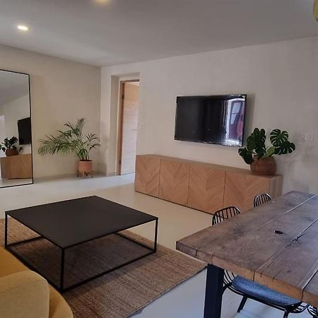 Appartement Au Centre Du Village Каржез Экстерьер фото
